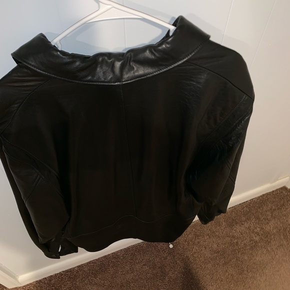 Wilson Leather M. Julian Size Medium - Picture 5 of 7